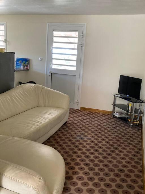 Location Saisonniere Bel Appartement Les Trois-Ilets Exterior photo